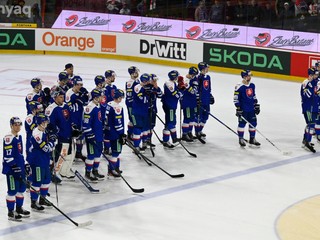 Hráči Slovenska po prípravnom zápase pred MS 2024 v hokeji Slovensko - Česko.