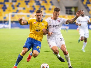 Martin Škrtel v drese FC Spartak Trnava v zápase proti DAC Dunajská Streda v sezóne 2021/2022.