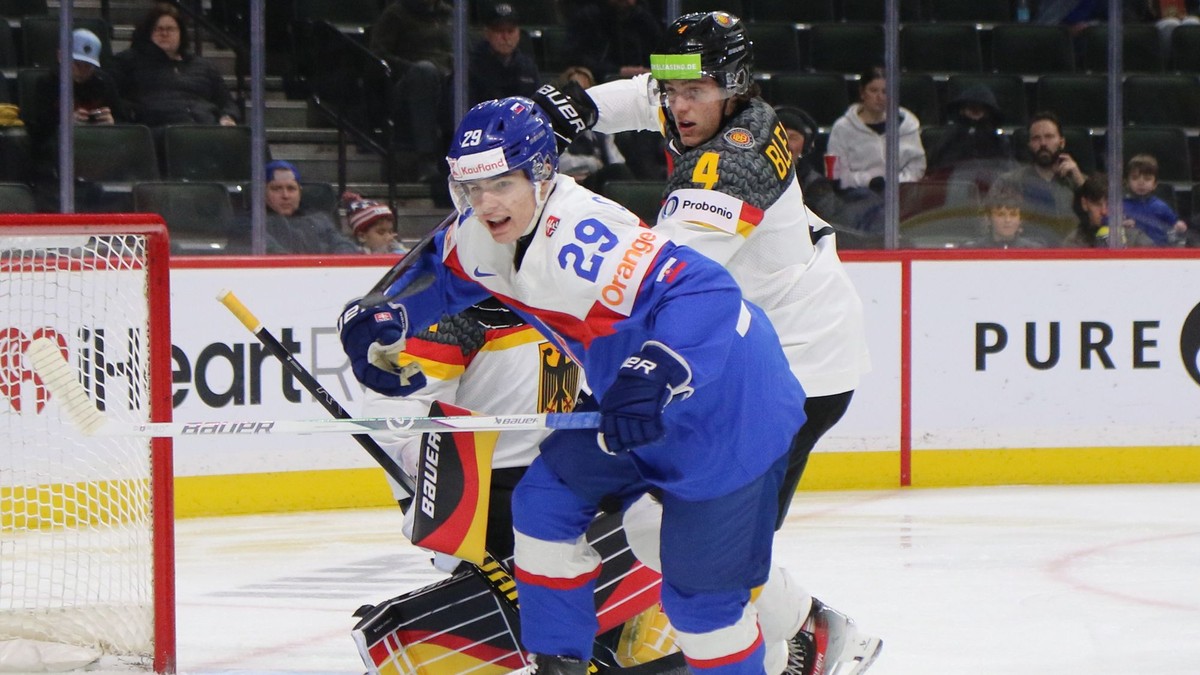 Fotka zo zápasu Slovensko - Nemecko na MS v hokeji hráčov do 20 rokov 2026.