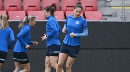 Slovenská futbalová reprezentantka Diana Bartovičová počas tréningu 