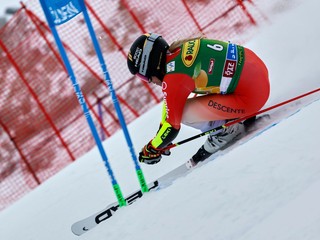 Lara Gutová-Behramiová.