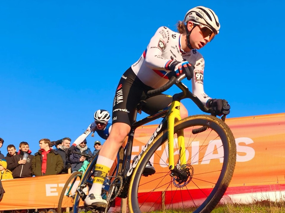 Viktória Chladoňová počas Svetového pohára v cyklokrose.