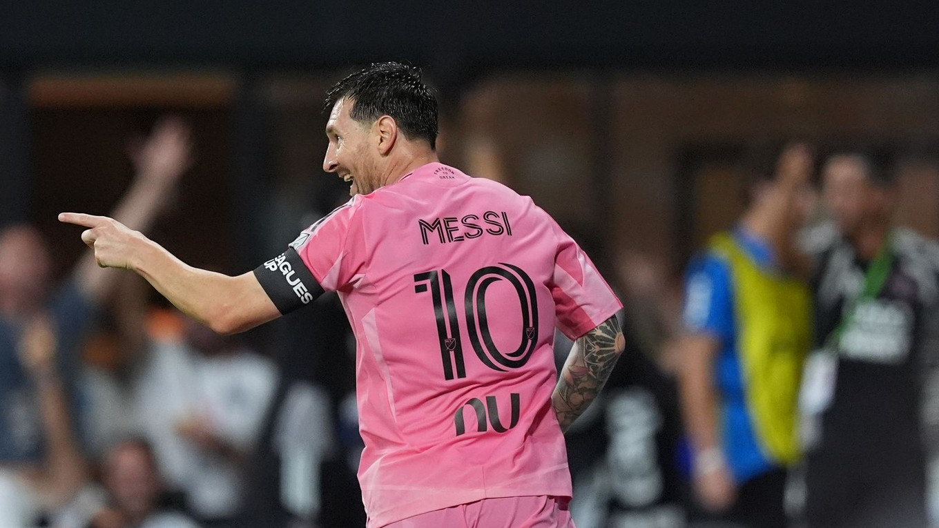 Futbalista Interu Miami Lionel Messi sa teší z gólu.