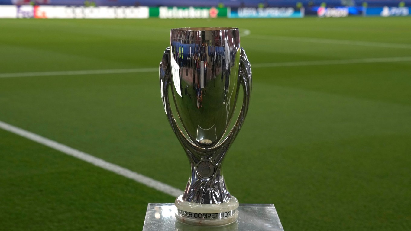 Trofej pre víťaza Superpohára UEFA. 