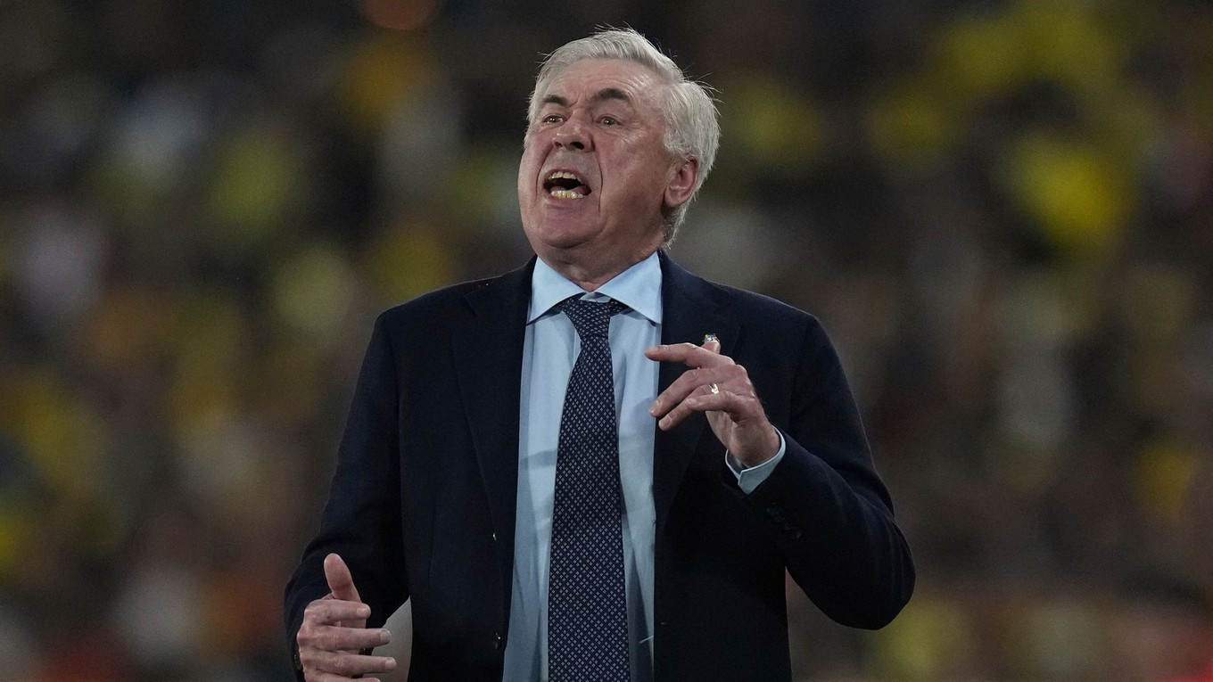 Tréner brazílskej futbalovej reprezentácie Carlo Ancelotti 