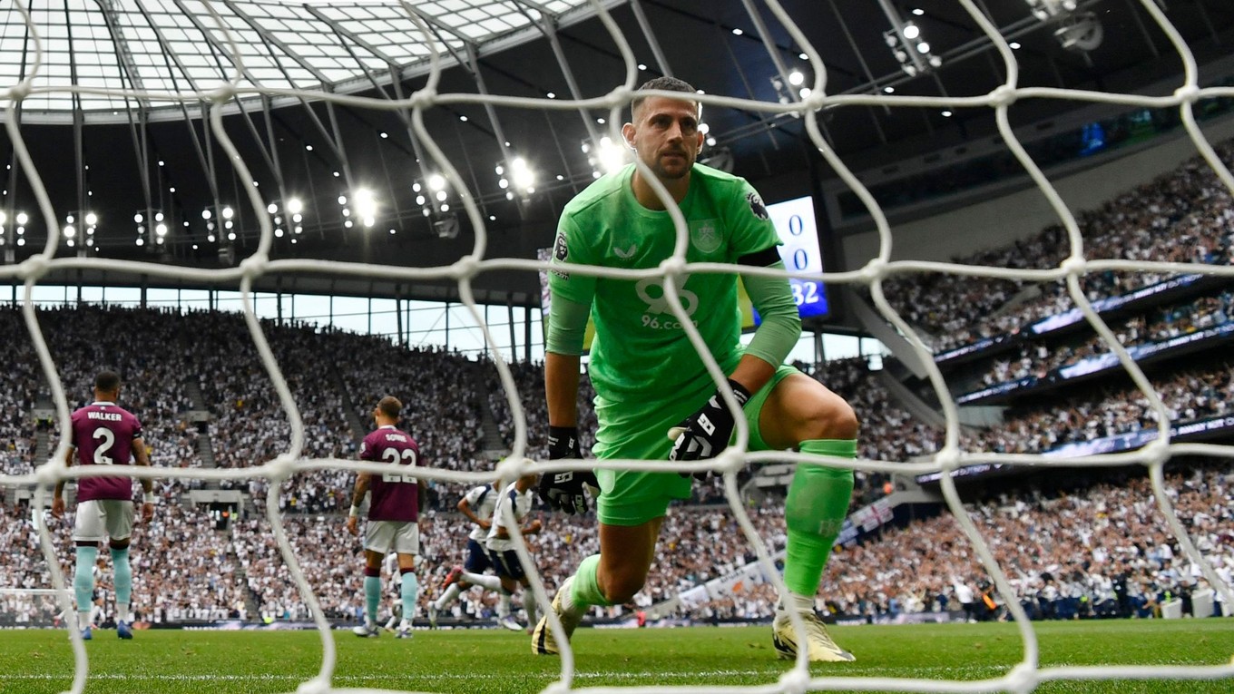 Martin Dúbravka v drese Burnley