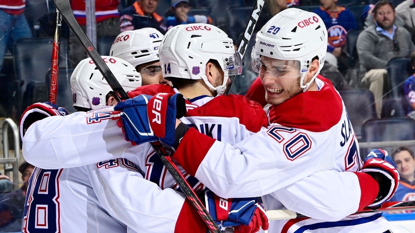 Juraj Slafkovský (vpravo)