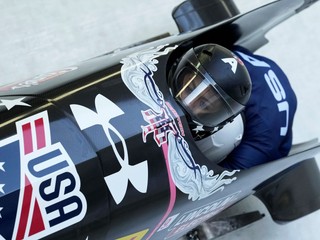 Dvojbob USA Kaysha Loveová a Emily Rennová počas pretekov Svetového pohára v Innsbrucku 2025.