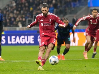 Dominik Szoboszlai strieľa gól z penalty