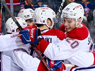 Juraj Slafkovský (vpravo)