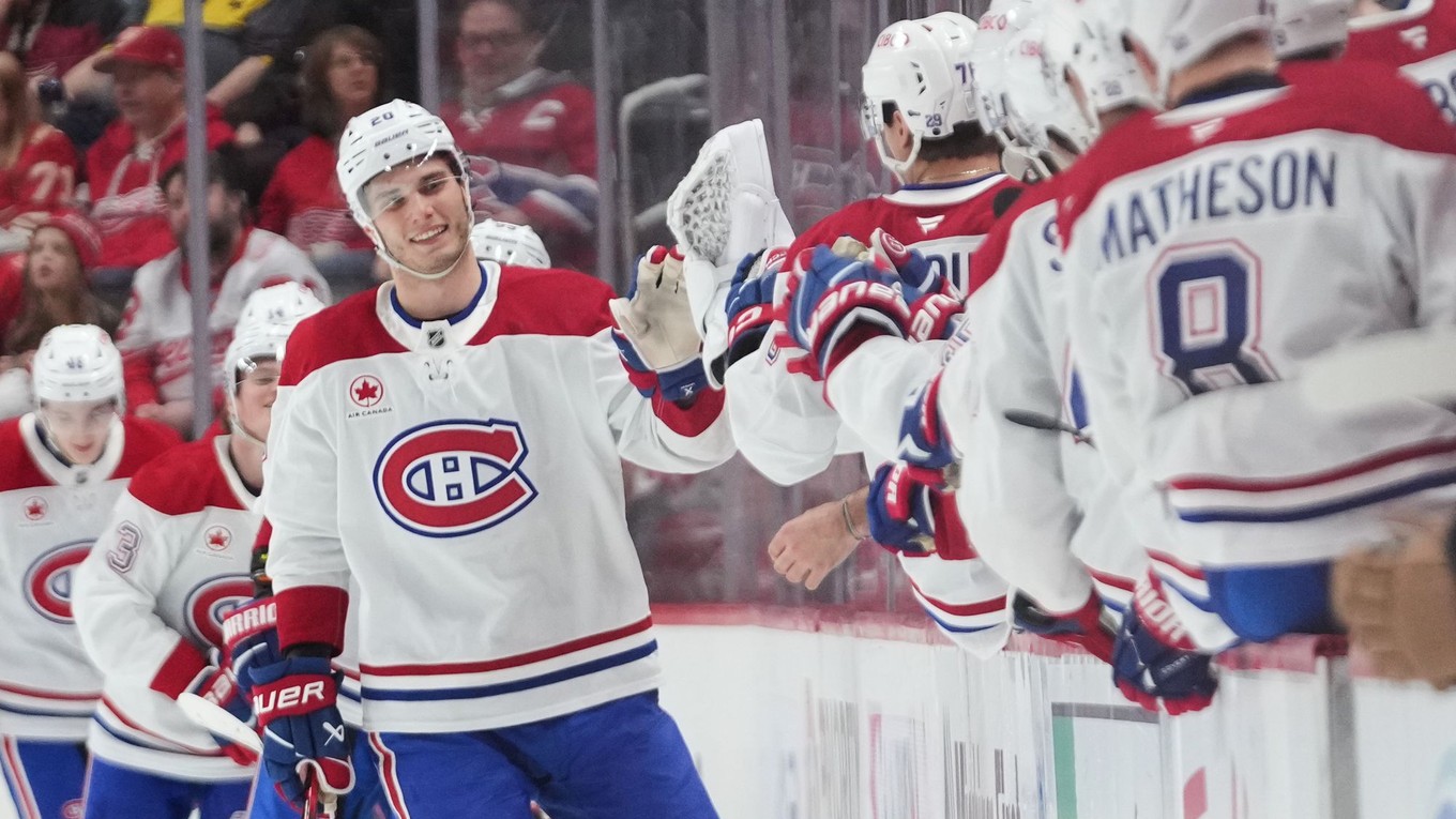 Slovenský hokejista v drese Montrealu Canadiens Juraj Slafkovský.