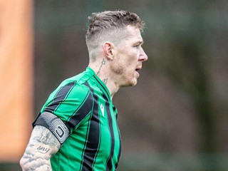 Slovenský futbalista Juraj Kucka v drese FC Baník Prievidza. 