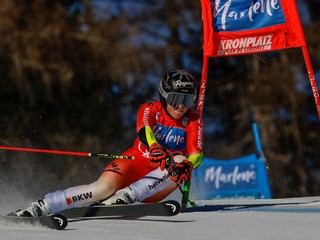 Lara Gutová-Behramiová počas 1. kola obrovského slalomu v Kronplatzi.