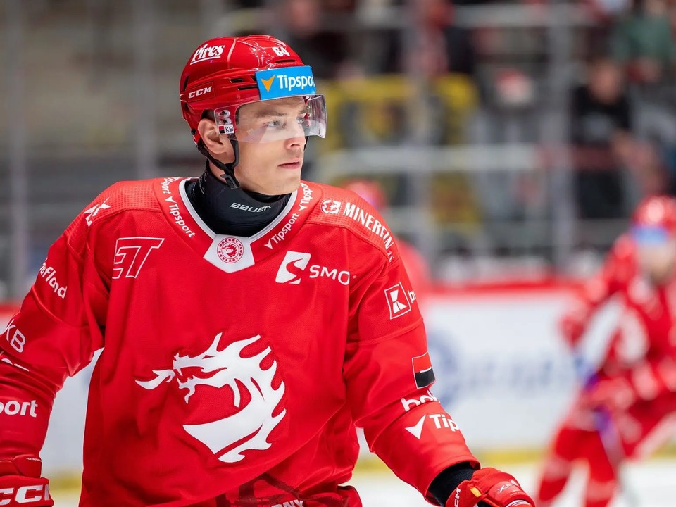 Slovenský obranca Patrik Koch v službách tímu HC Oceláři Třinec. 