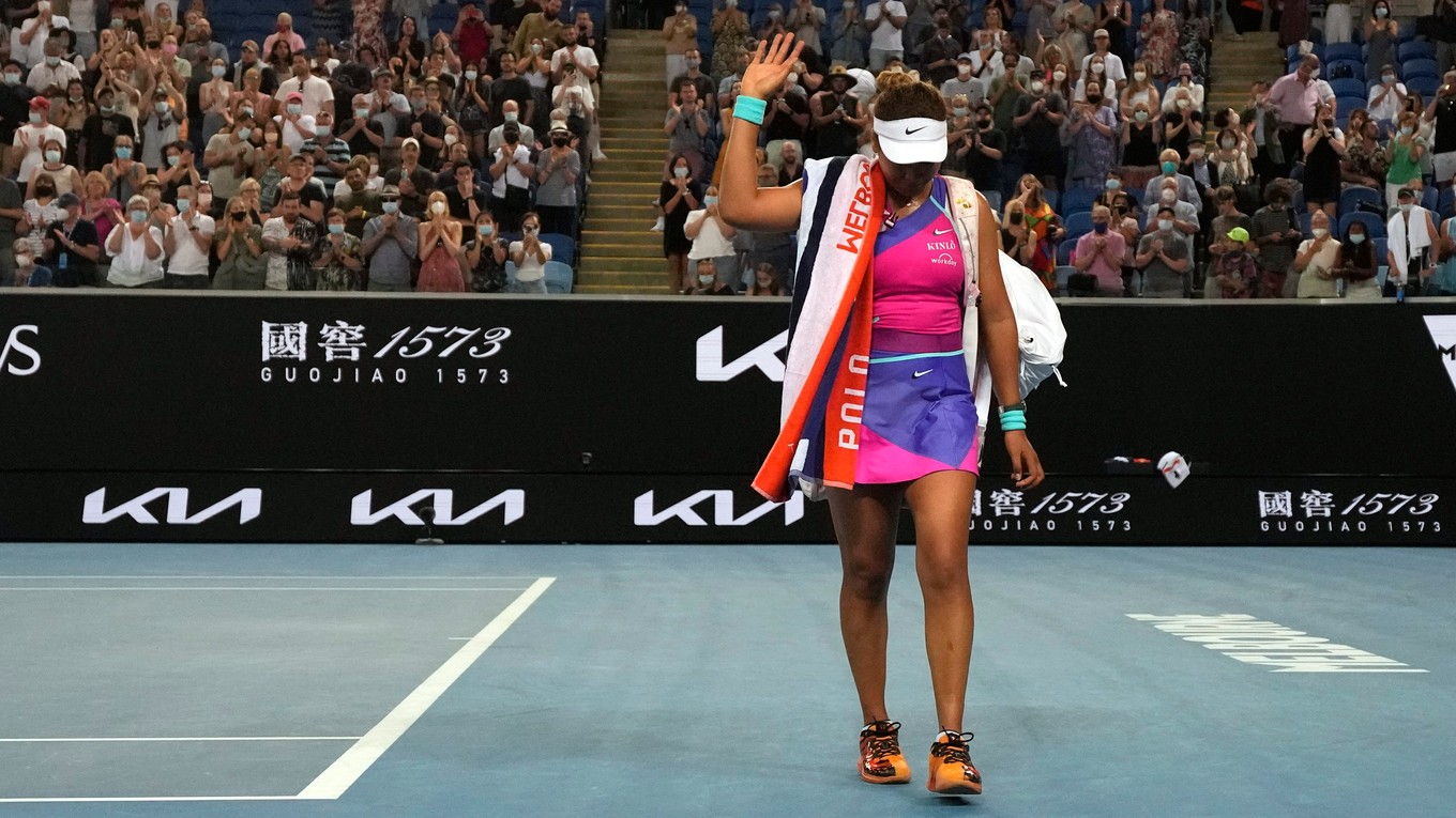 Naomi Osaková sa lúči ako obhajkyňa titulu s Australian Open už v prvom týždni.