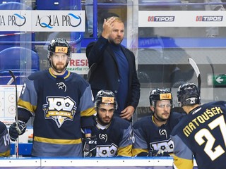 Tréner HC Slovan Bratislava Róbert Döme.