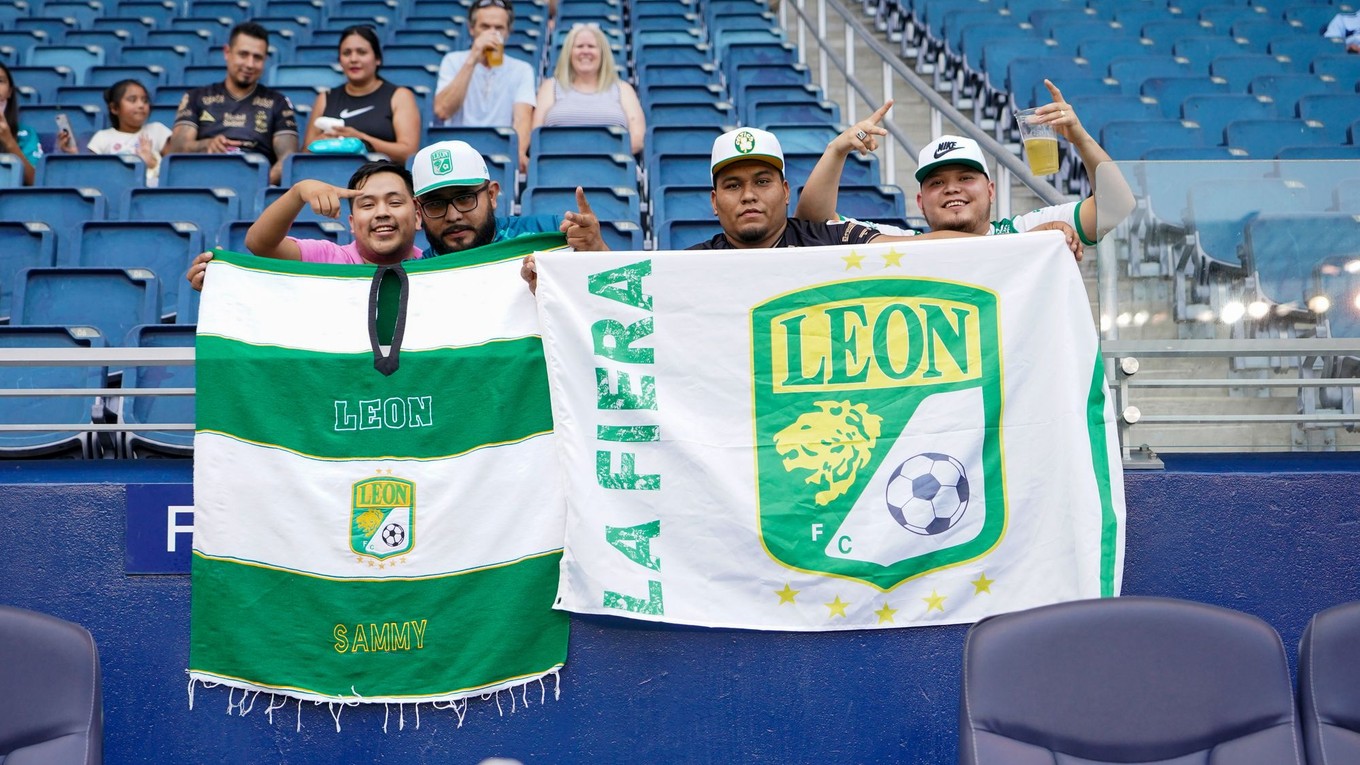 Fanúšikovia mexického klubu León.