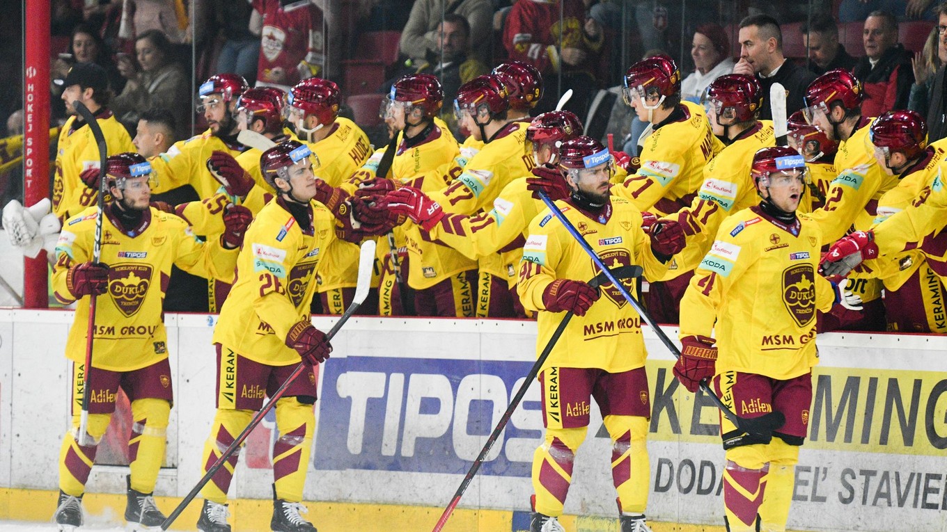 Radosť hokejistov Trenčína.