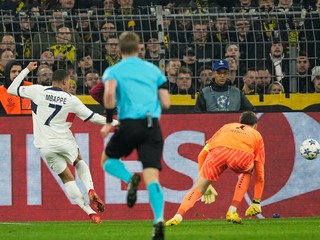 Šanca Kyliana Mbappého v zápase Dortmund - PSG. 