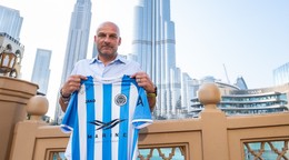 Adrián Guľa podpísal zmluvu na sústredení v Dubaji.