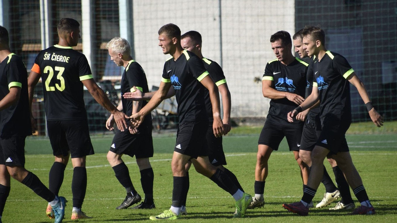 Futbalisti ŠK Čierne.