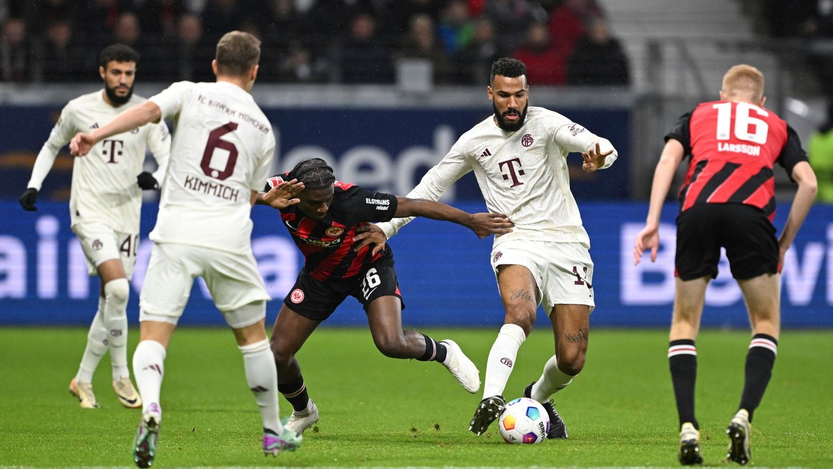 Momentka zo zápasu Frankfurt - Bayern