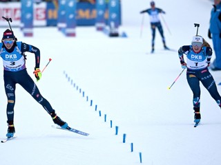 Lisa Vittozziová a Ingrid Tandrevoldová v súboji o víťazstvo