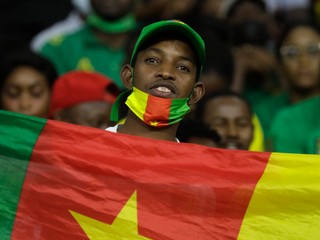 Fanúšik Kamerunu počas Afrického pohára národov 2022.