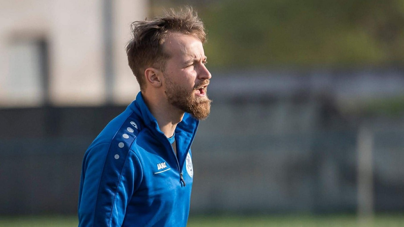 Tréner MŠK Spišské Podhradie Tomáš Komara.