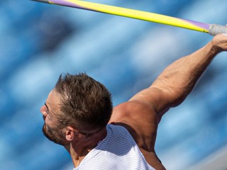 Slovenský atlét Jakub Kubínec počas kvalifikácie v hode oštepom na majstrovstvách Európy v anglickom Birminghame.