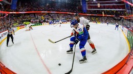 Kapitán slovenského tímu Matúš Sukeľ v zápase Slovensko - Kanada na MS 2025 v hokeji.