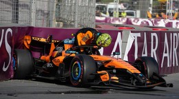 Britský pilot F1 Lando Norris nedokončil Veľkú cenu Azerbajdžanu. 