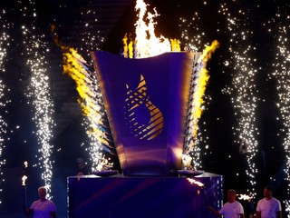 Oheň mieru na otváracom ceremoniáli Európskych hier v Krakove.