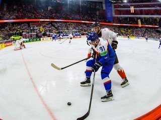 Kapitán slovenského tímu Matúš Sukeľ v zápase Slovensko - Kanada na MS 2025 v hokeji.