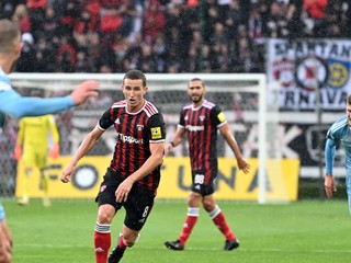 Momentka zo zápasu Spartak Trnava - ŠK Slovan Bratislava.