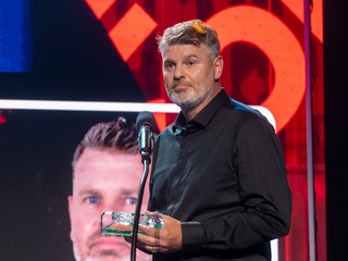Marek Petruš s cenou pre najlepšieho trénera sezóny 2024/2025 v MONACObet lige.