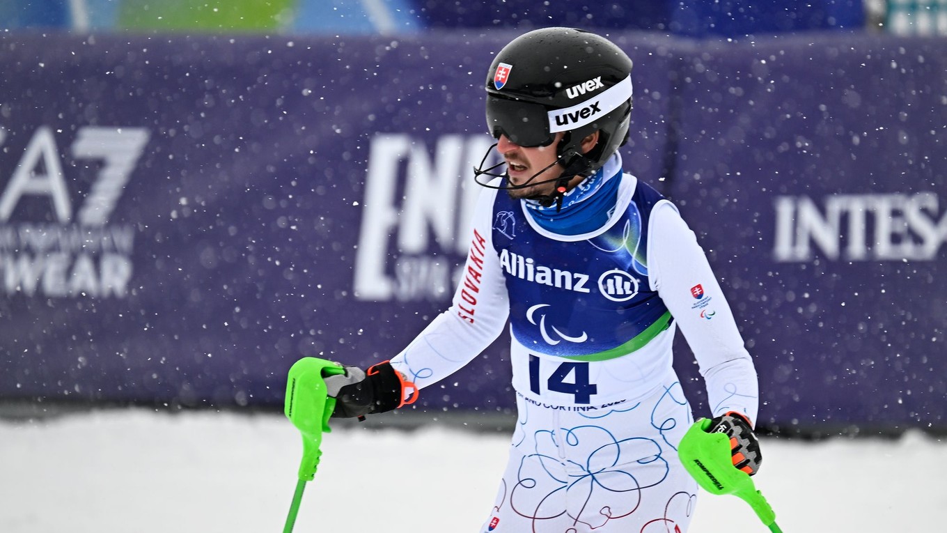 Slovenský paralpský lyžiar Marek Kubačka