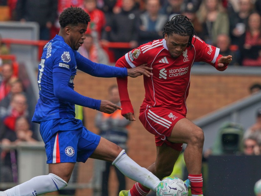 Momentka zo zápasu Liverpool - Chelsea