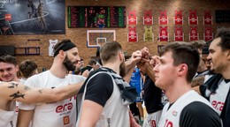 Basketbalisti Nymburku