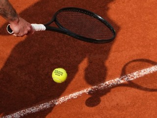 Tenis, antuka (ilustračný záber)