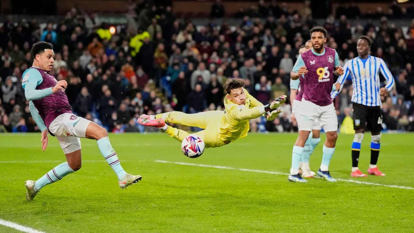 Brankár Burnley James Trafford.