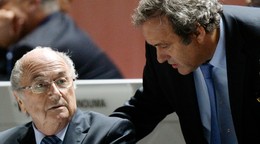 Sepp Blatter a Michel Platini.