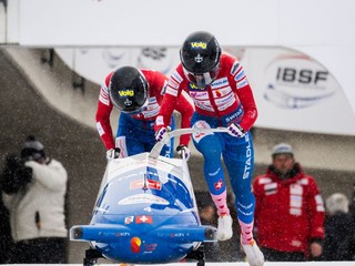 Melanie Haslerová a Nadja Pasternacková počas ME.