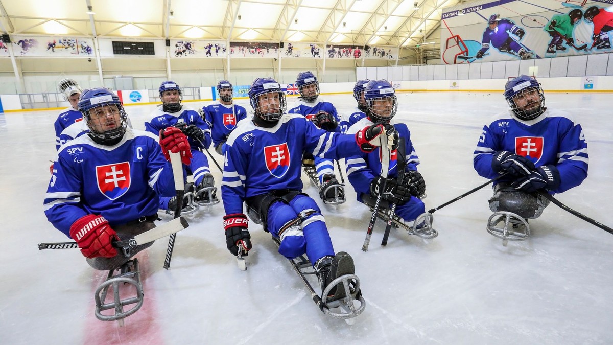 Slovenskí parahokejisti začali šampionát s vysokou prehrou, nestačili na obhajcov titulu