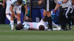 Zranený Amadou Onana