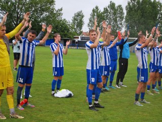 Záverečná ďakovačka AFC Nitra v Bešeňove.