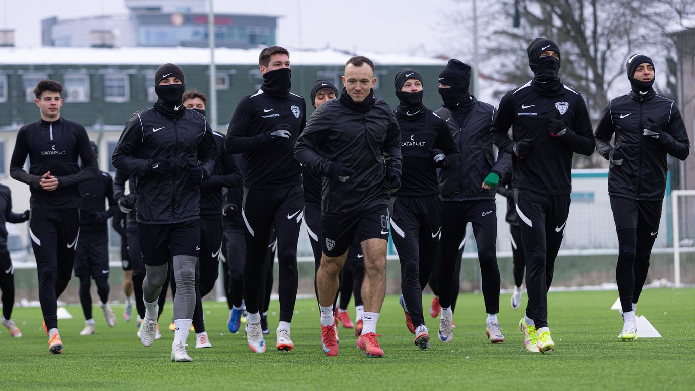 Futbalisti MŠK Žilina počas prvého tréningu v zimnej príprave na jarnú časť futbalovej Niké ligy.