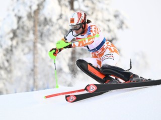 Slovenská lyžiarka Petra Vlhová počas slalomu vo fínskom Levi.