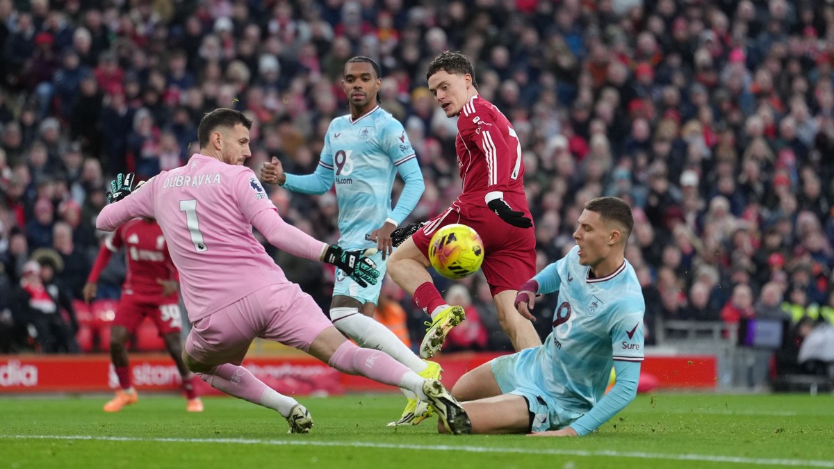 Do zápasu sme vložili všetko, vravel Dúbravka. Proti Liverpoolu vytiahol niekoľko skvelých zákrokov