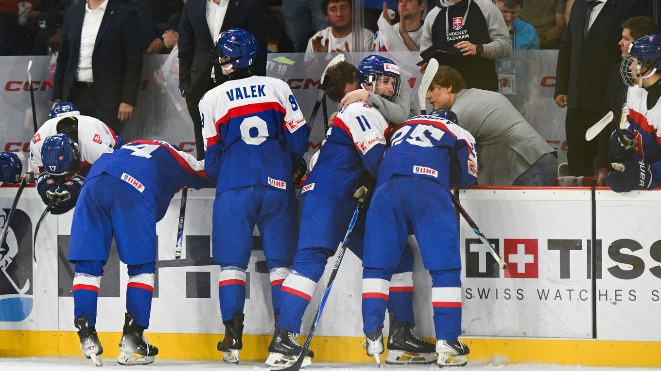 Slovenskí hokejisti do 18 rokov. 
